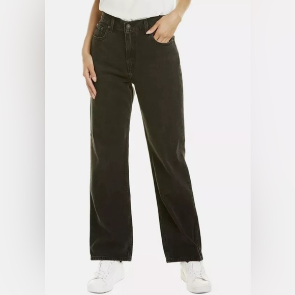 Levi's Denim - NWT Levi's Premium Loose Straight Leg Black Jeans Women’s Size 31